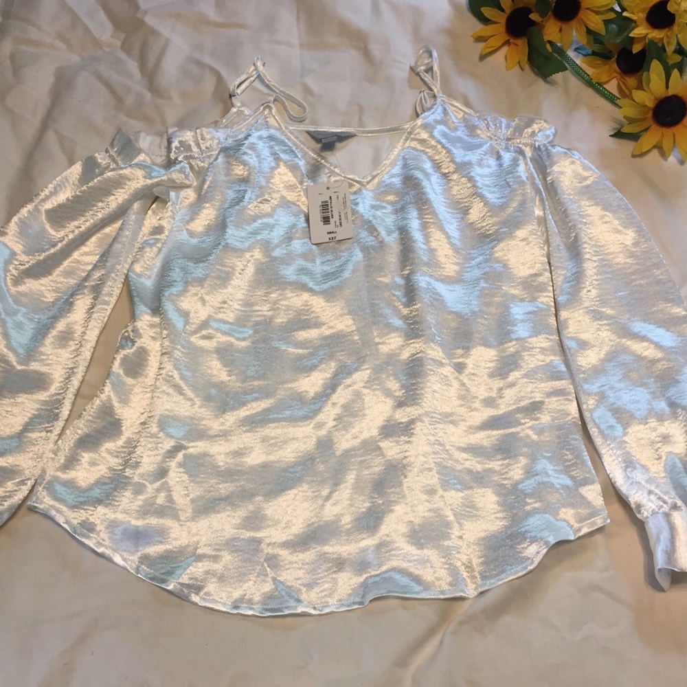 Belle Sky Top